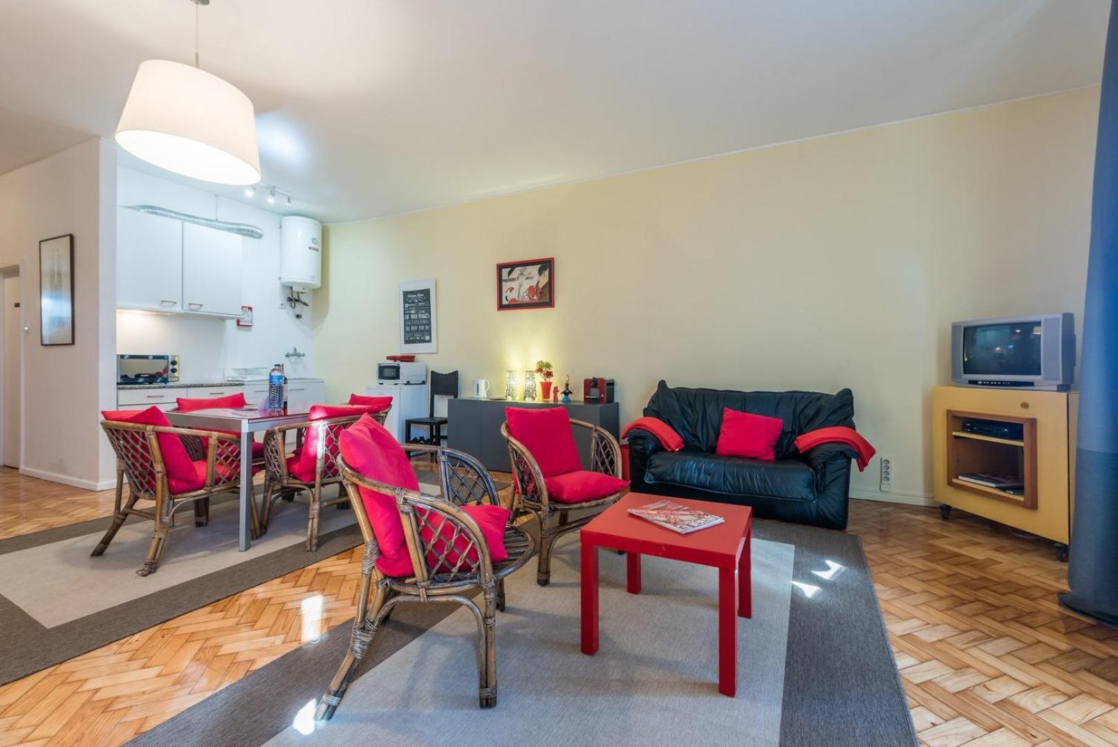 Guestready - Minimalistic Studio Downtown Porto Eksteriør billede