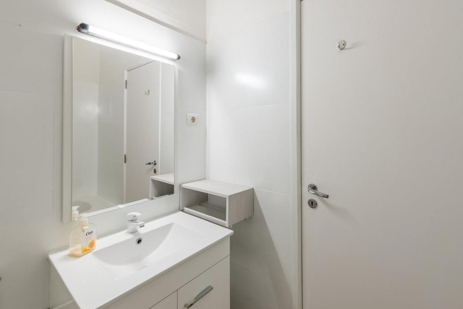 Guestready - Minimalistic Studio Downtown Porto Eksteriør billede