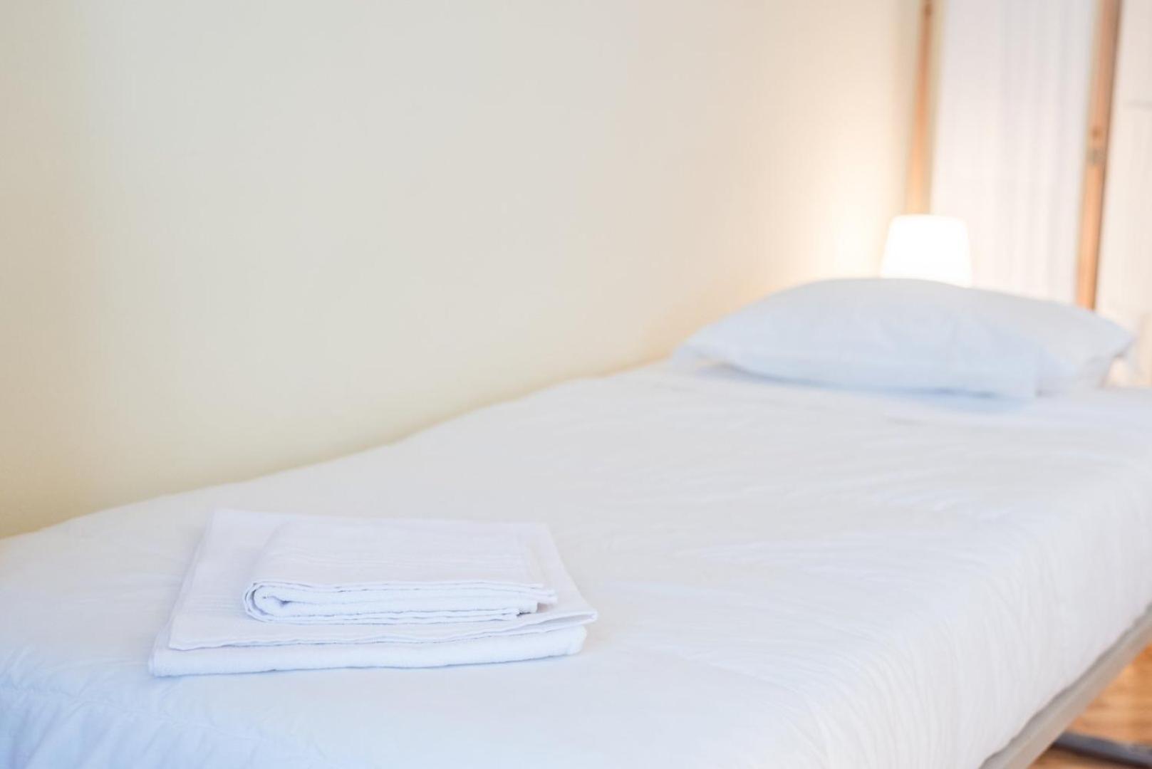 Guestready - Minimalistic Studio Downtown Porto Eksteriør billede