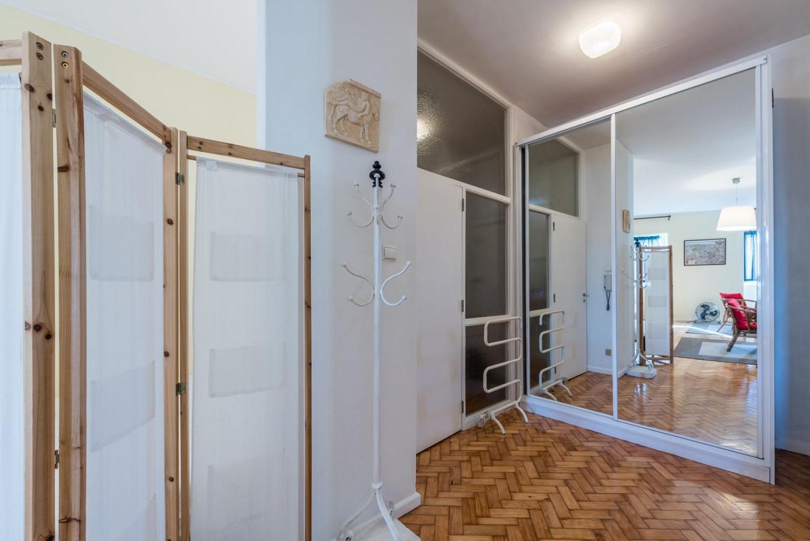 Guestready - Minimalistic Studio Downtown Porto Eksteriør billede