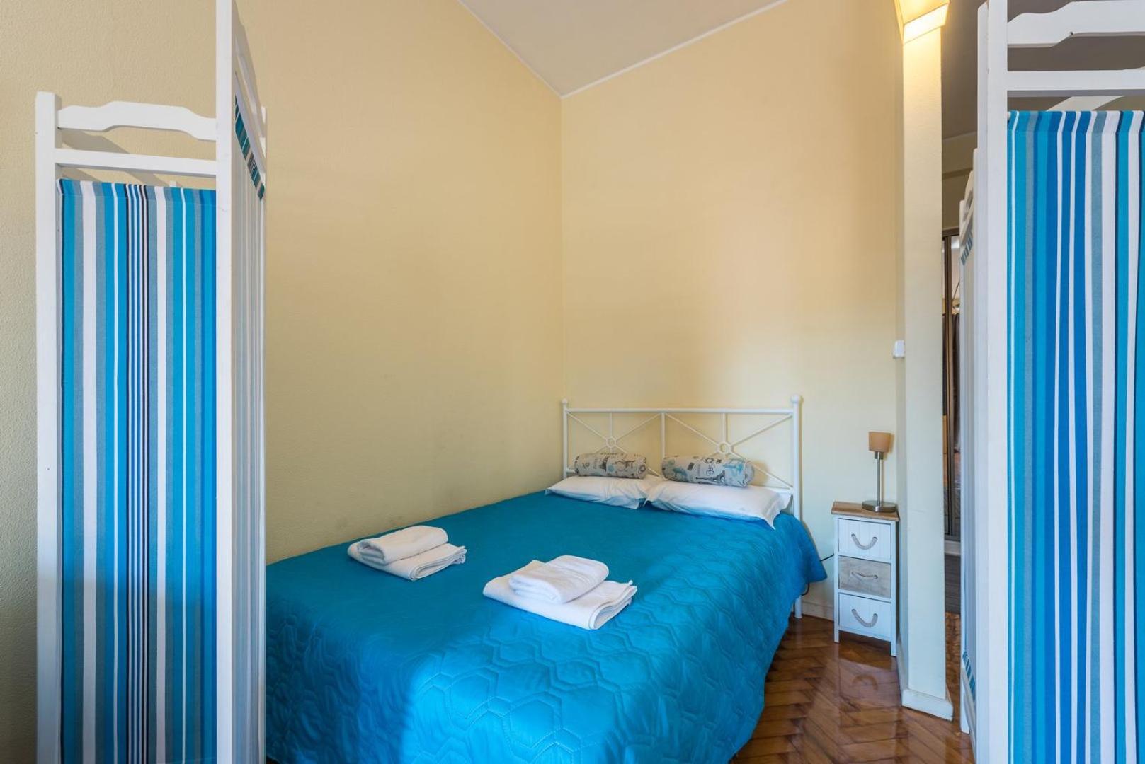 Guestready - Minimalistic Studio Downtown Porto Eksteriør billede