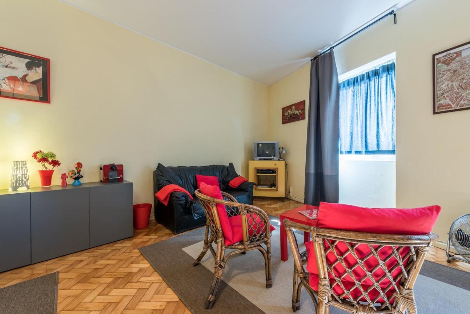 Guestready - Minimalistic Studio Downtown Porto Eksteriør billede