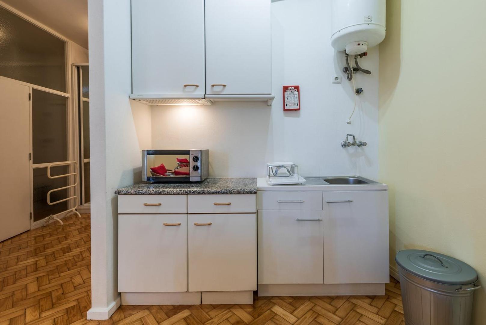 Guestready - Minimalistic Studio Downtown Porto Eksteriør billede