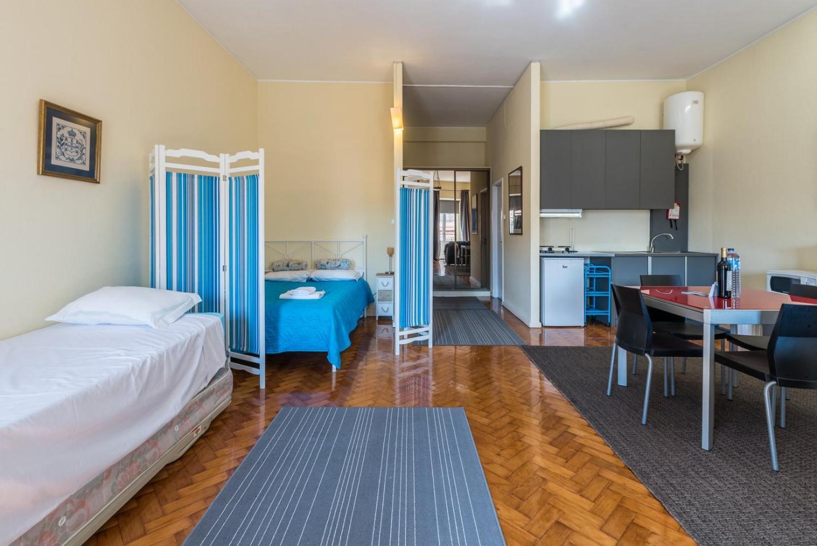 Guestready - Minimalistic Studio Downtown Porto Eksteriør billede